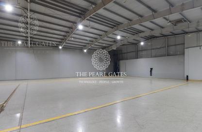 Warehouse - Studio - 2 Bathrooms for sale in Industrial Area 3 - Industrial Area - Industrial Area - Doha