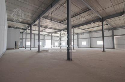 Warehouse - Studio - 4 Bathrooms for sale in Industrial Area 3 - Industrial Area - Industrial Area - Doha