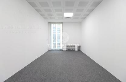 Office Space - Studio for rent in Al Mansoura - Al Mansoura - Doha