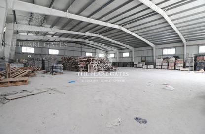 Warehouse - Studio - 2 Bathrooms for sale in East Industrial Street - Birkat Al Awamer - Al Wakra
