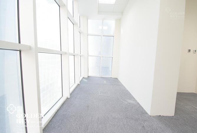 898352 - Property Image 3