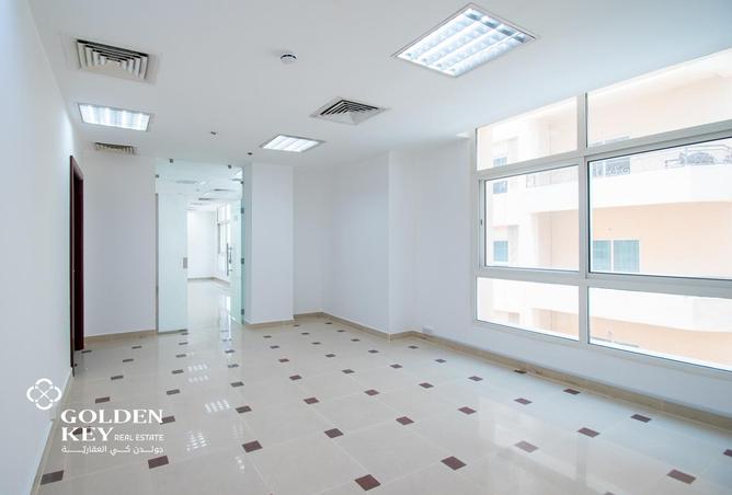 898373 - Property Image 2