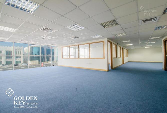 898389 - Property Image 2