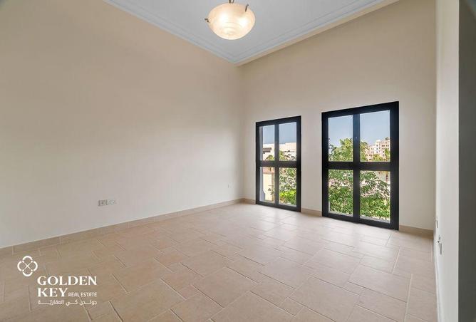 898893 - Property Image 3