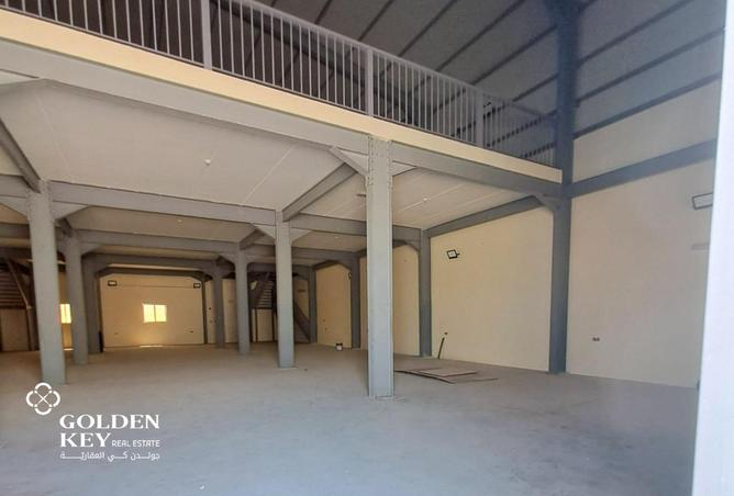 915515 - Property Image 3