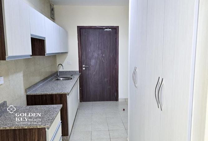 837334 - Property Image 2