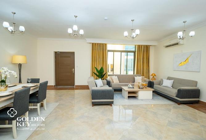 896342 - Property Image 3