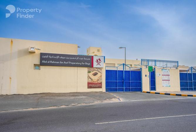 908070 - Property Image 3