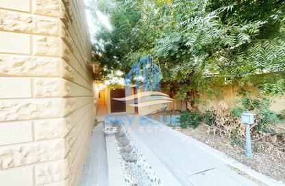 Villa - 6 Bedrooms - 5 Bathrooms for rent in Al Dafna - Al Dafna - Doha