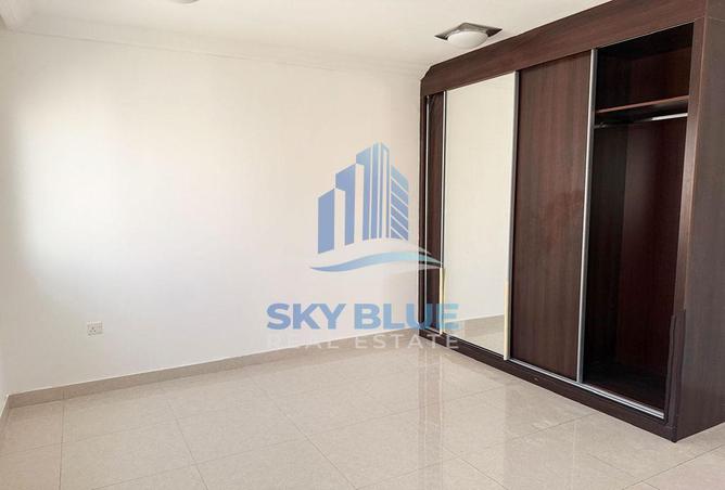 834603 - Property Image 2