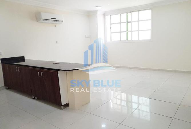 870581 - Property Image 3