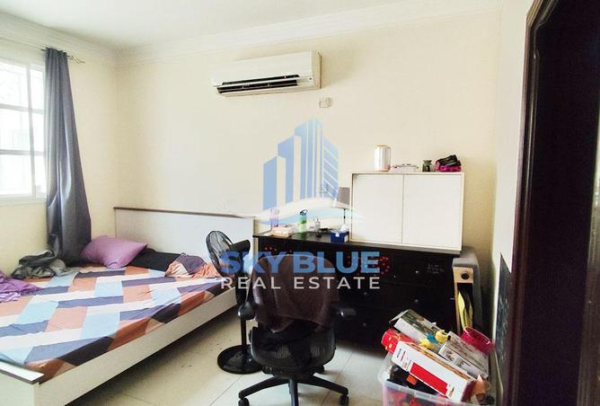 872200 - Property Image 2