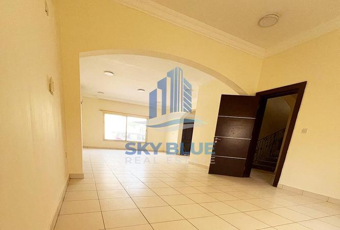 886382 - Property Image 2