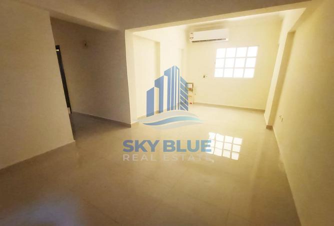 900680 - Property Image 2