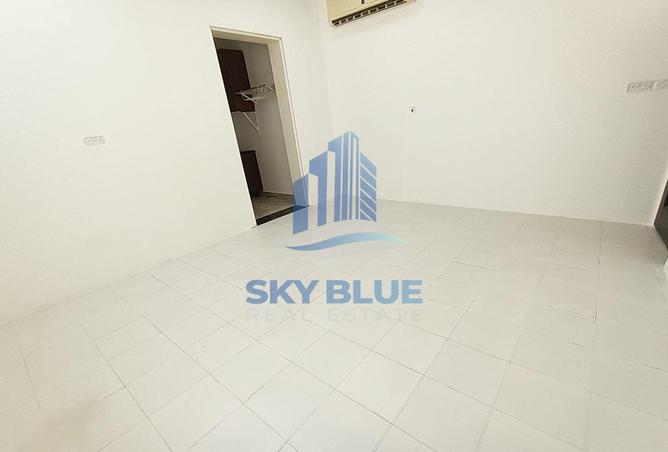 912428 - Property Main Image