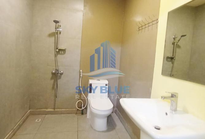 912446 - Property Image 3