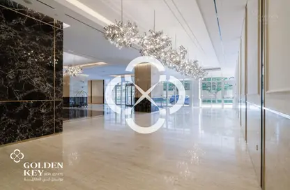 Apartment - 2 Bedrooms - 3 Bathrooms for rent in Floresta Gardens - The Pearl Island - Doha