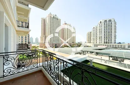 Apartment - 3 Bedrooms - 4 Bathrooms for rent in Floresta Gardens - Floresta Gardens - The Pearl Island - Doha Apartment - 3 Bedrooms - 4 Bathrooms for rent in Floresta Gardens - Floresta Gardens - The Pearl Island - Doha