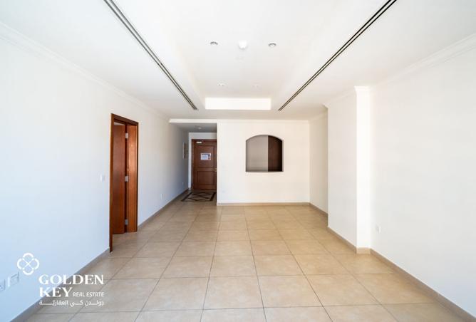 942117 - Property Image 2