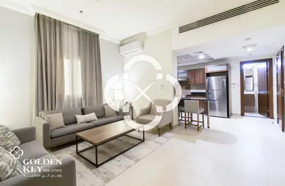 شقة - غرفة نوم - 1 حمام للايجار في شارع عاصم بن عمر - المنصورة - الدوحة