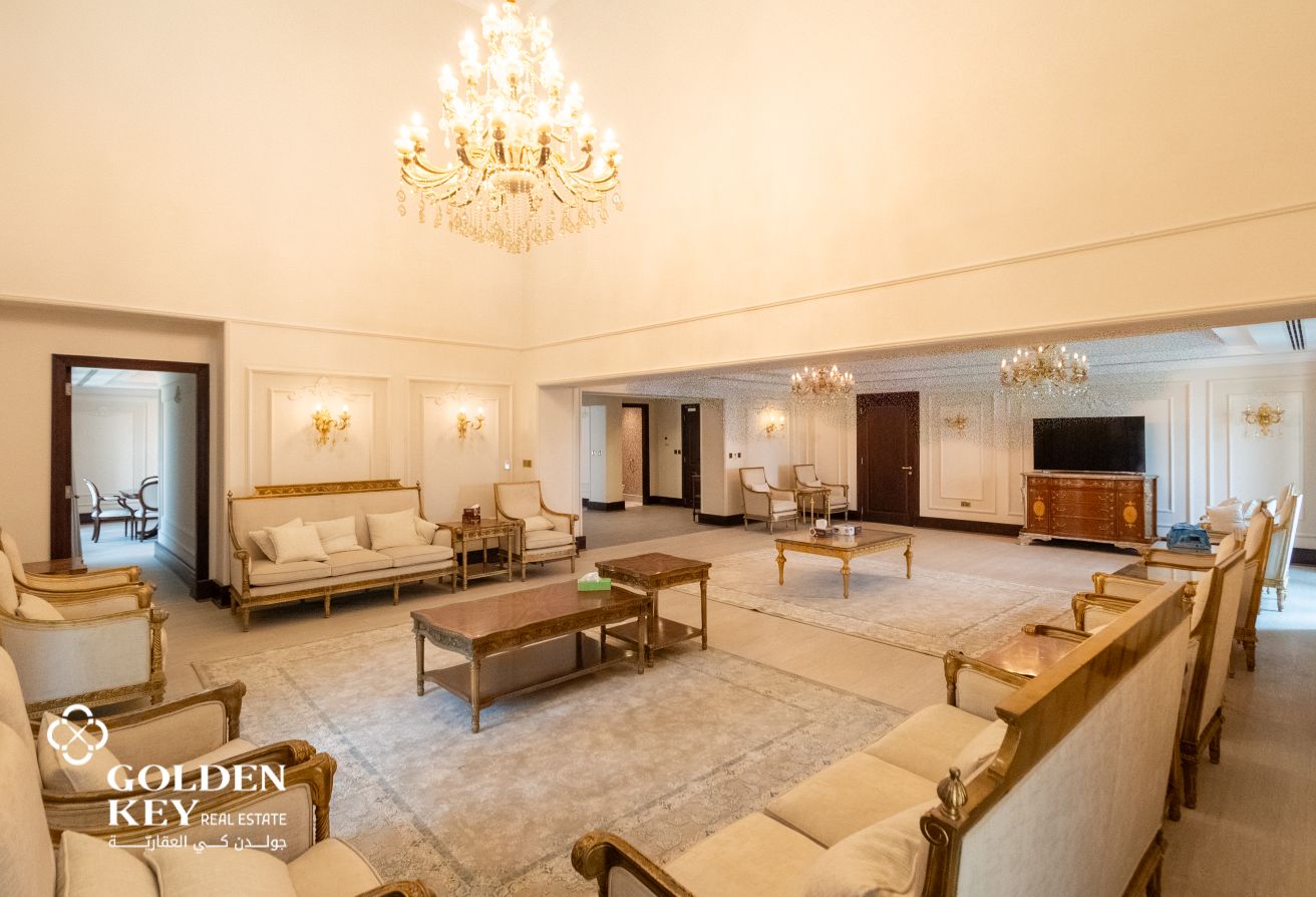 Sea View – Luxury 5BR+2 Maid Penthouse – The Pearl