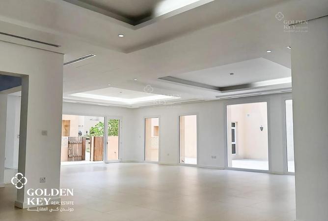 51624421 - Property Image 2