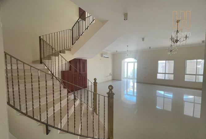 922204 - Property Main Image