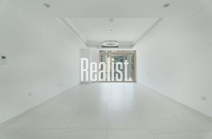 Apartment - 2 Bedrooms - 3 Bathrooms for rent in Gewan Island - The Pearl Island - Doha