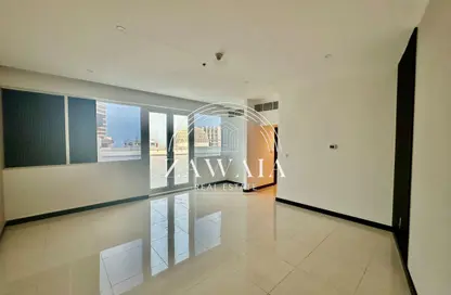 Hotel Apartments - 1 Bedroom - 2 Bathrooms for rent in West Bay Tower - West Bay - West Bay - Doha