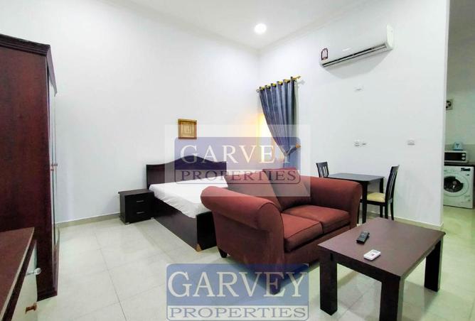 51721120 - Property Image 2