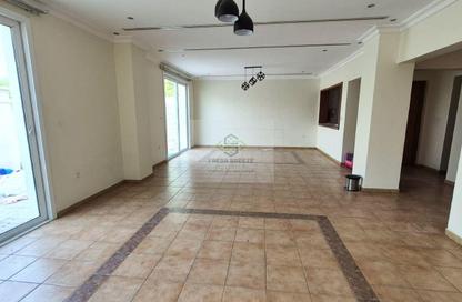 Villa - 3 Bedrooms - 3 Bathrooms for rent in Al Nasr Street - Al Nasr - Doha
