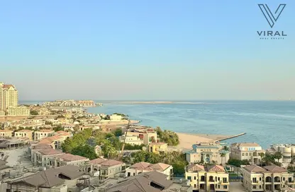 Apartment - 1 Bedroom - 2 Bathrooms for rent in East Porto Drive - Porto Arabia - The Pearl Island - Doha