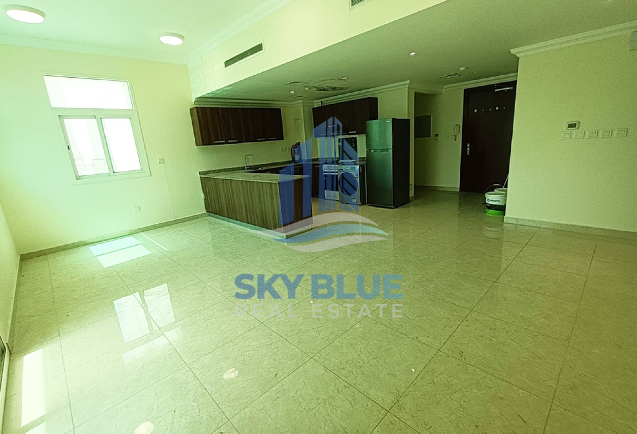 Spacious 2 BHK in Lusail with Balcony