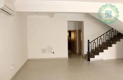 Villa - 5 Bedrooms - 6 Bathrooms for rent in Al Kheesa - Al Kheesa - Umm Salal Mohammed