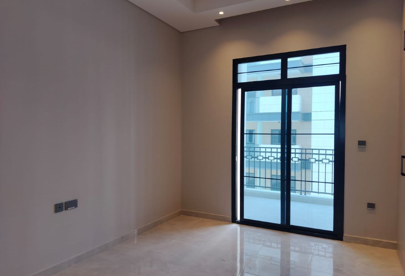 Freehold 1 & 2 BHK Luxury Homes | Easy Qatar Acces thumbnail 15