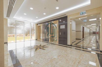 Shop - Studio - 1 Bathroom for rent in Bu Hamour Street - Abu Hamour - Doha