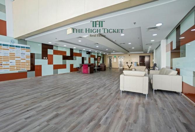 925561 - Property Image 2