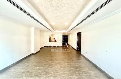 Apartment - 1 Bedroom - 2 Bathrooms for rent in West Porto Drive - Porto Arabia - The Pearl Island - Doha