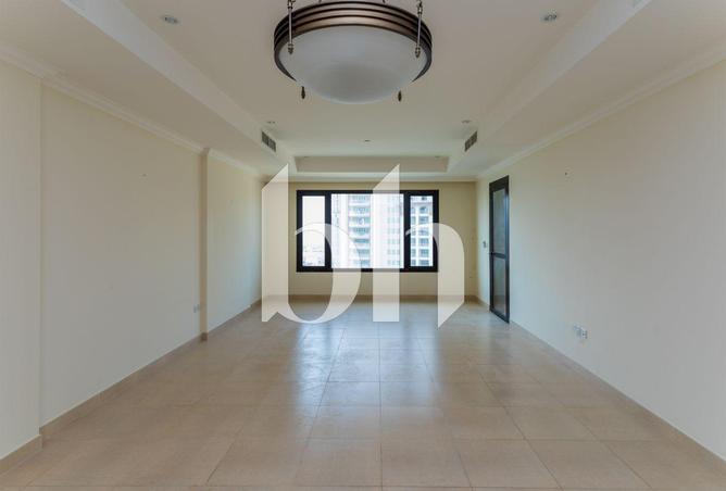 925897 - Property Image 2