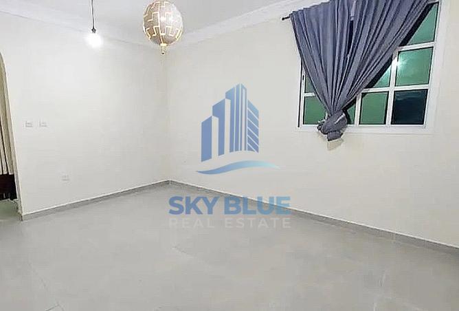 925963 - Property Image 2