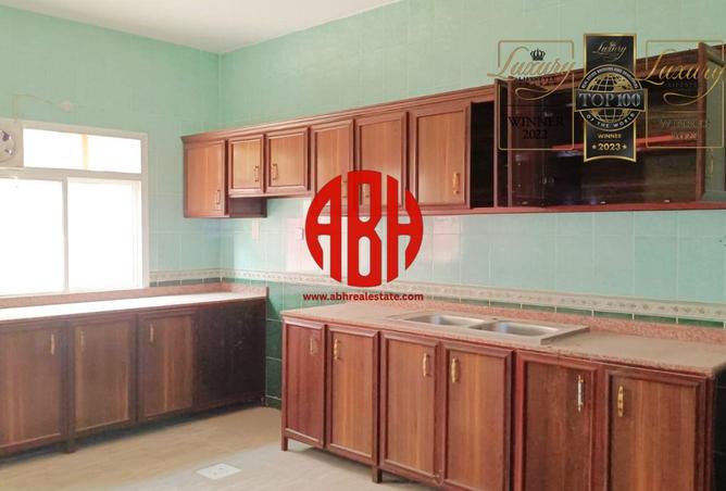 926567 - Property Image 3