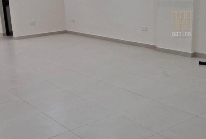 926852 - Property Image 2