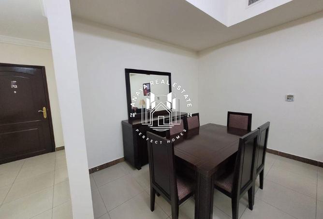 927005 - Property Image 3