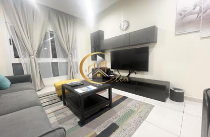 Apartment - 1 Bedroom - 1 Bathroom for rent in Bin Omran 35 - Fereej Bin Omran - Doha