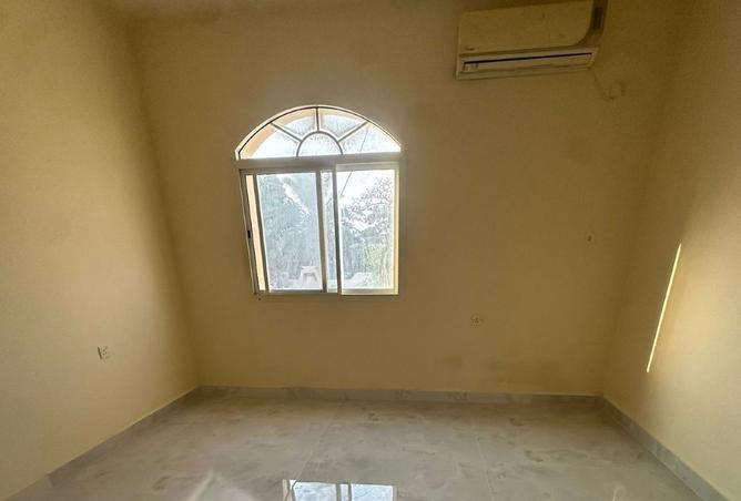 927297 - Property Main Image