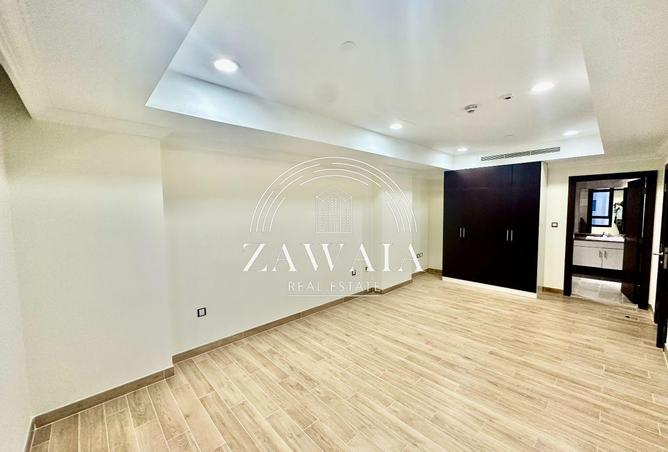 927731 - Property Image 2