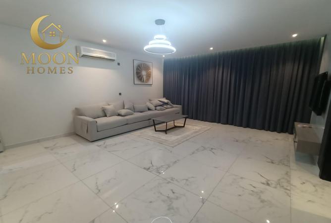 928593 - Property Image 3