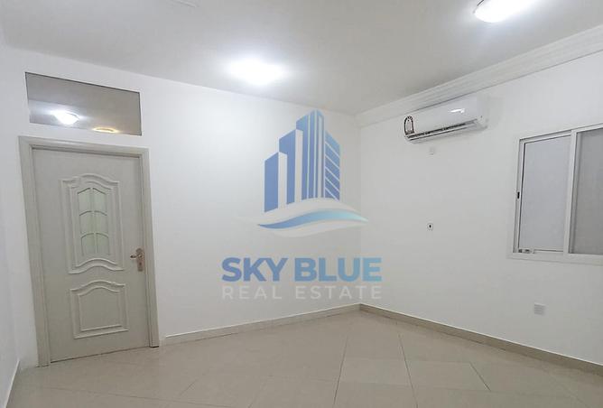 928036 - Property Image 2