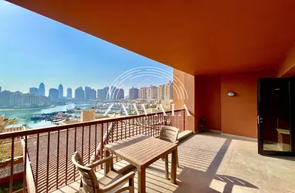 شقة - 2 غرف نوم - 2 حمامات للايجار في طريق بورتو الغربي - بورتو أرابيا - جزيرة اللؤلؤة - الدوحة