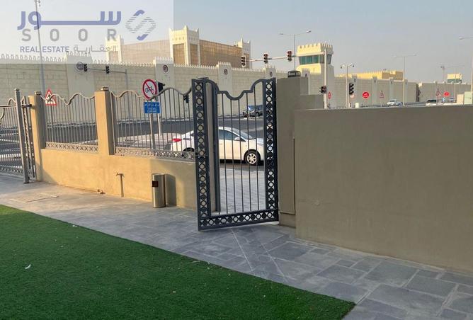 928800 - Property Image 2